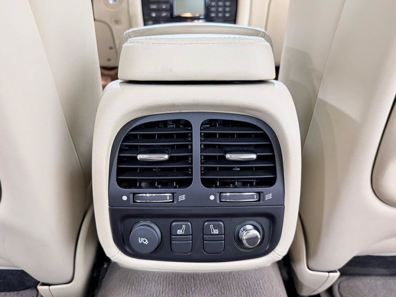 Used 2006 Jaguar XJ8 RWD image 33