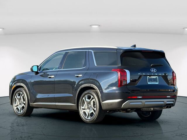 Used 2023 Hyundai Palisade Limited w/ Cargo Package image 5