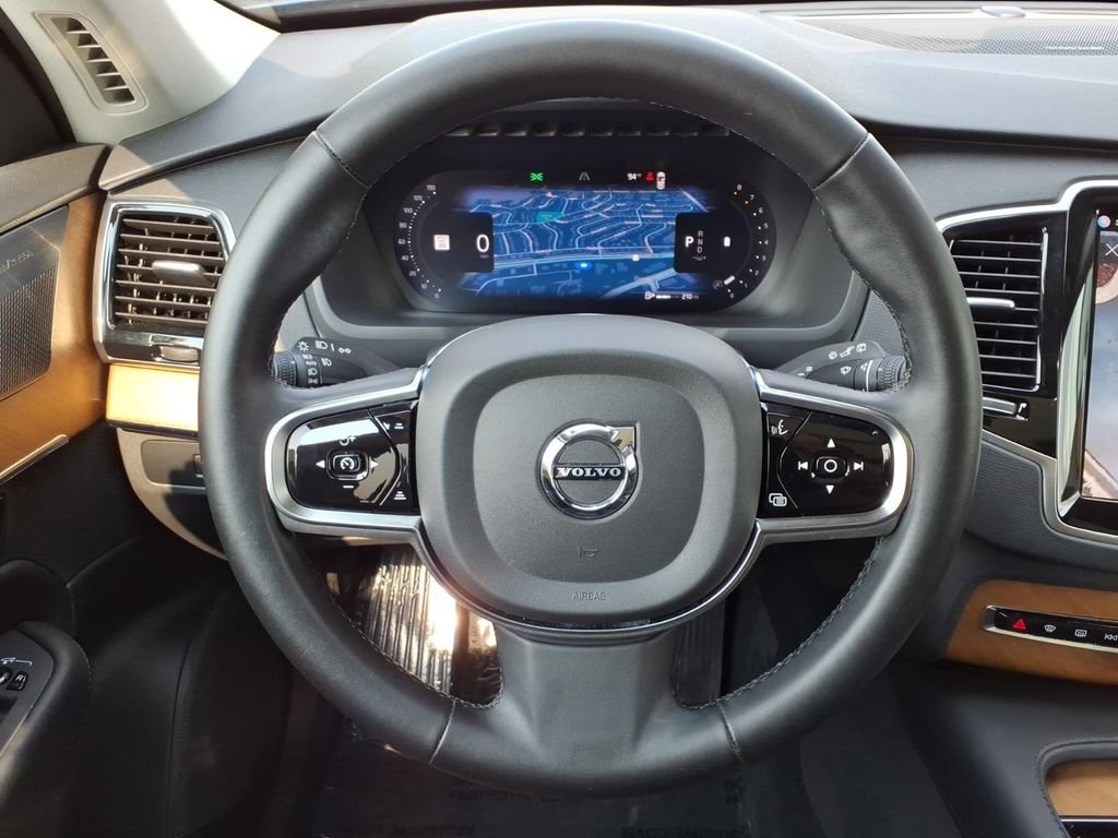 Certified 2024 Volvo XC90 B5 Plus w/ Protection Package Premier AWD/4WD image 15