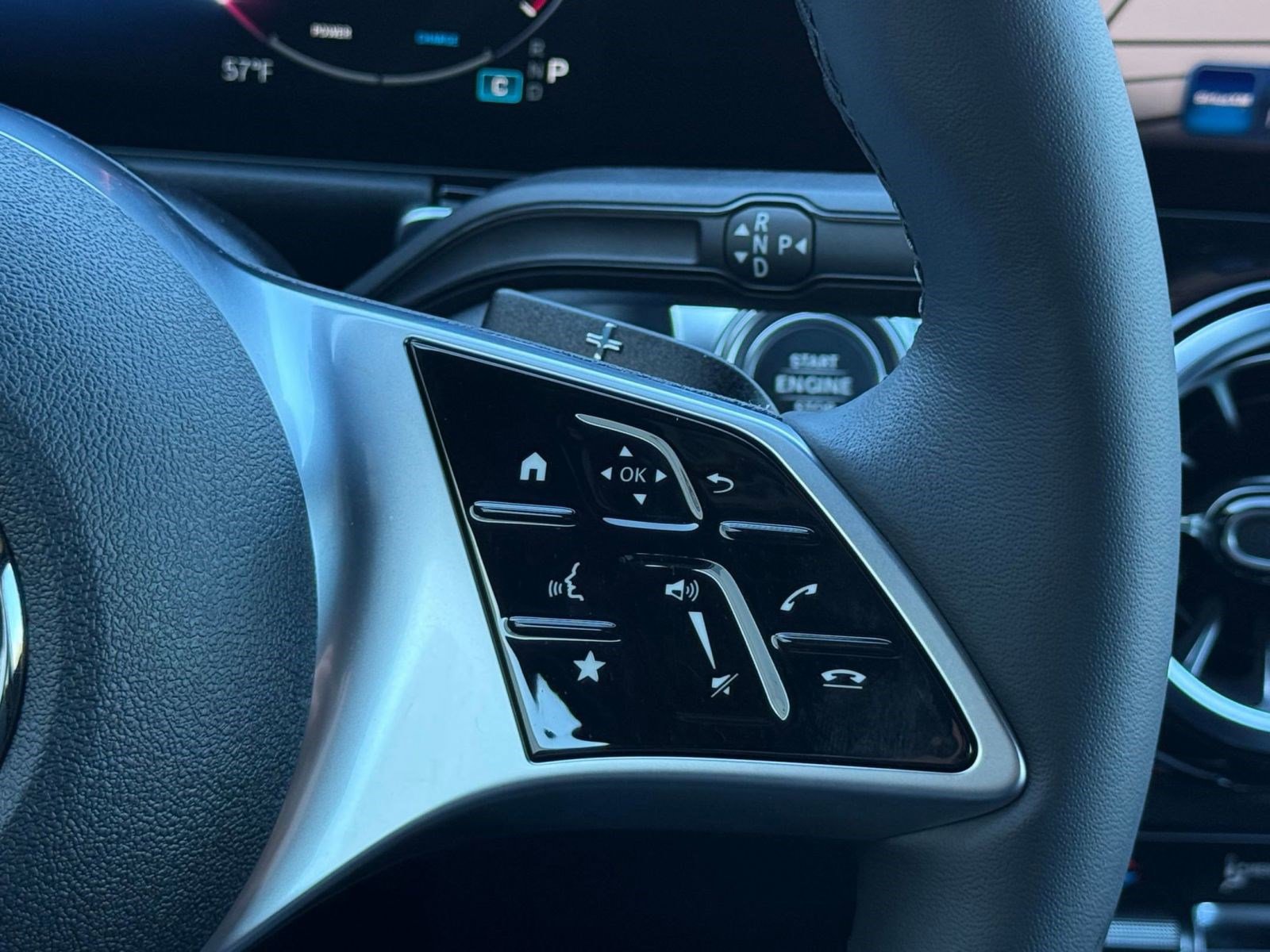 New 2026 Mercedes-Benz GLB 250 4MATIC image 25