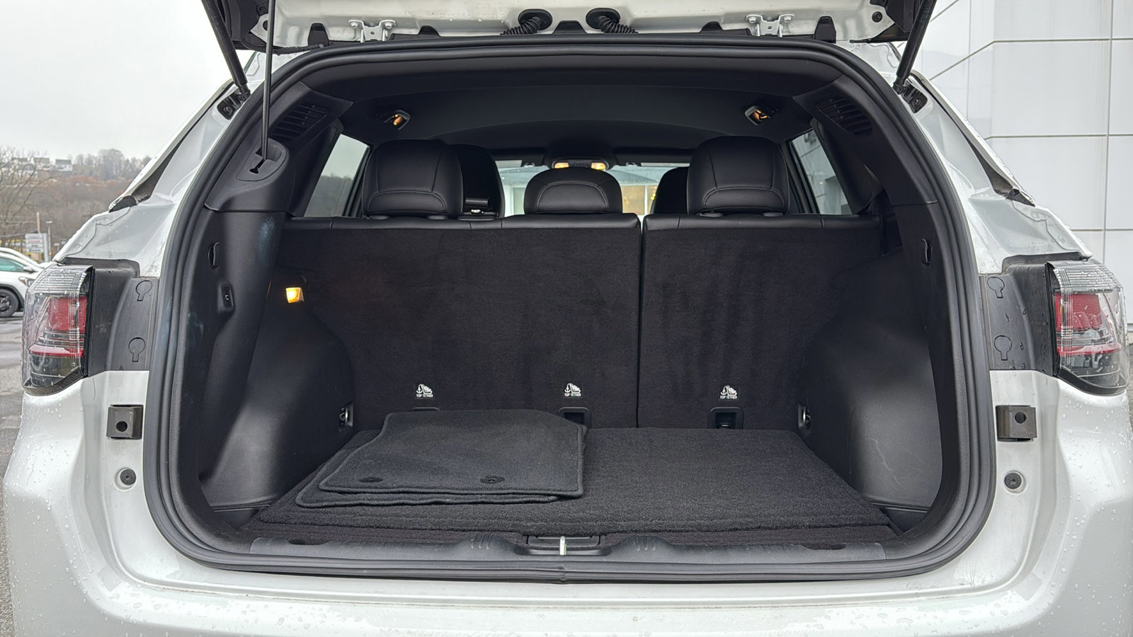 Certified 2024 Jeep Compass Limited w/ Elite Group image 29