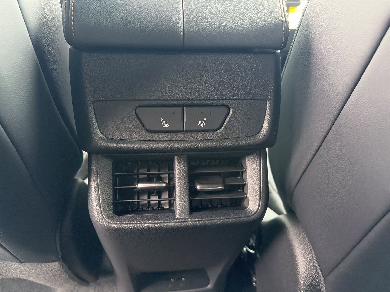 New 2026 GMC Terrain AT4 w/ Convenience Package III image 21