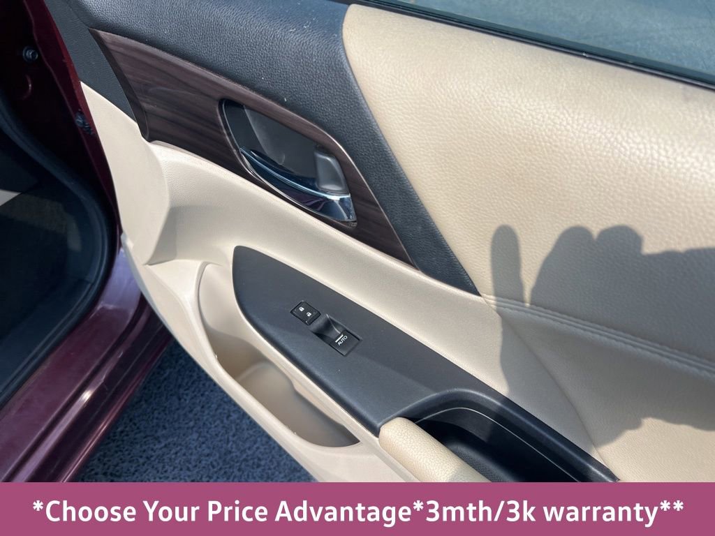Used 2017 Honda Accord EX image 18