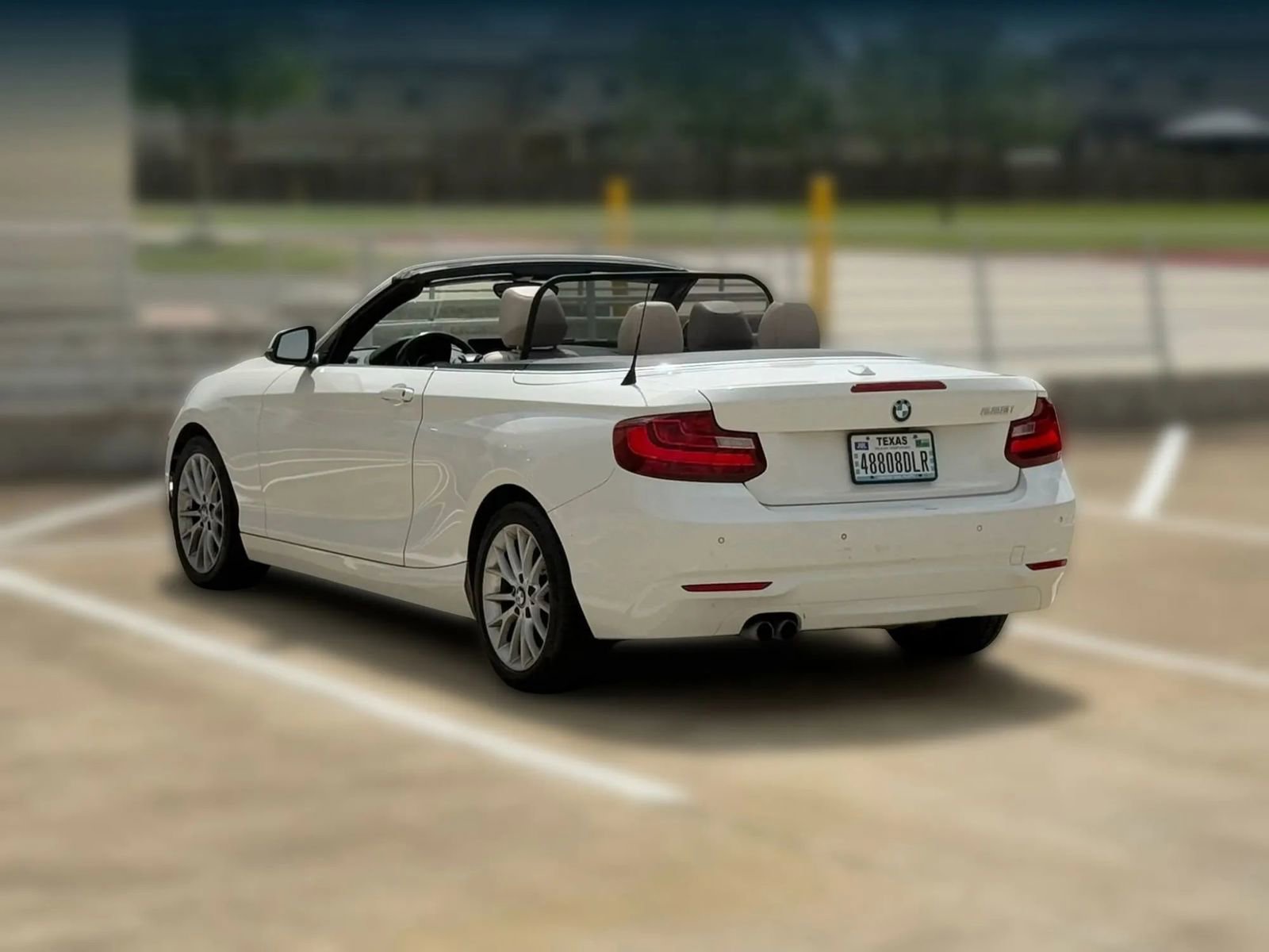 Used 2015 BMW 228i Convertible image 9