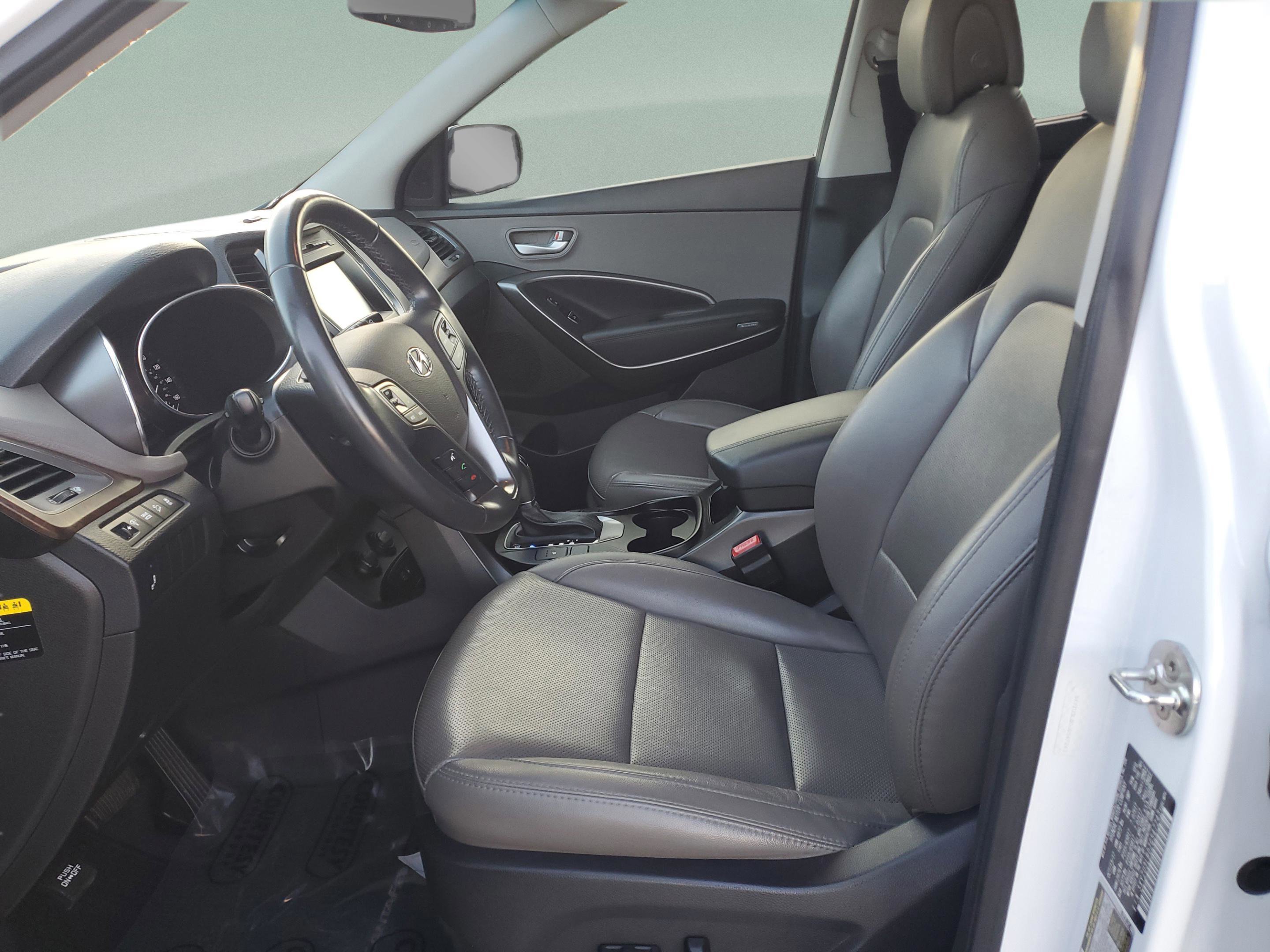 Used 2018 Hyundai Santa Fe Sport image 17