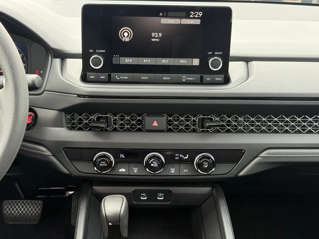 Used 2025 Honda Accord LX image 14