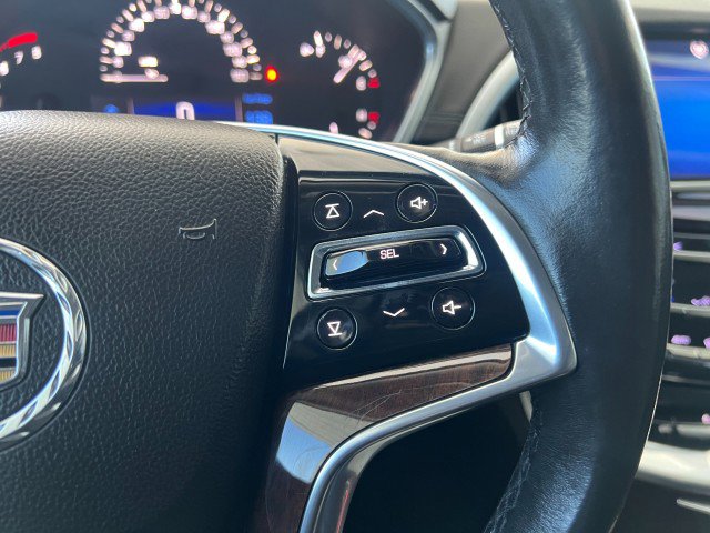 Used 2014 Cadillac SRX Luxury image 25