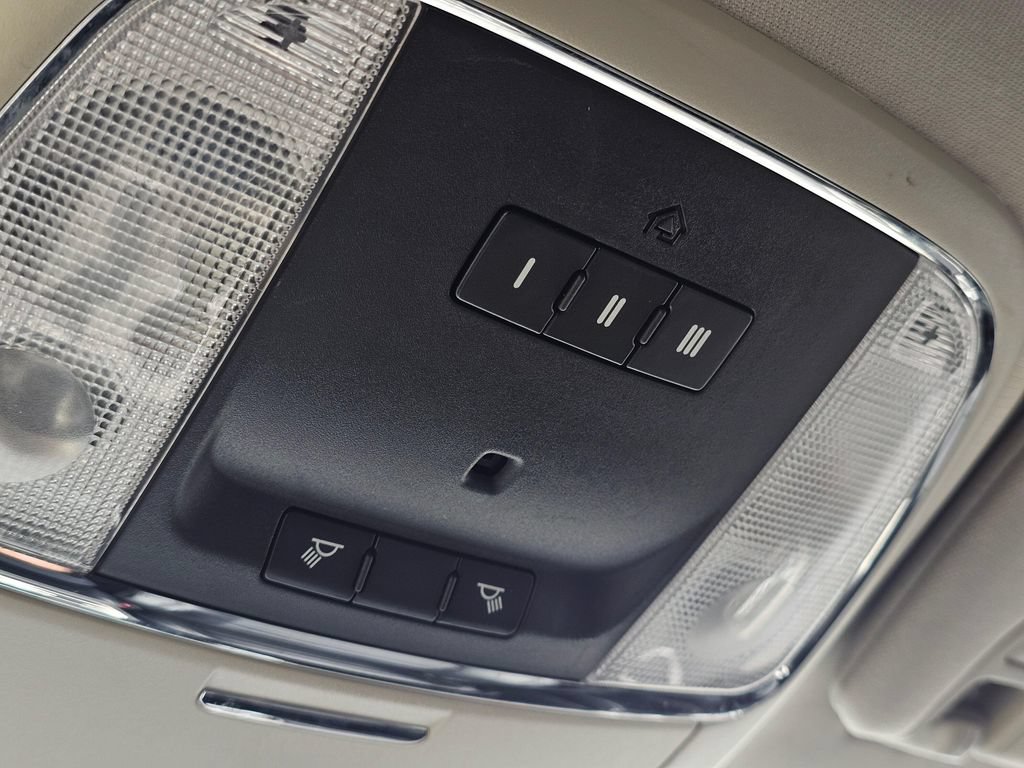 Used 2011 Jeep Grand Cherokee Laredo AWD/4WD image 31
