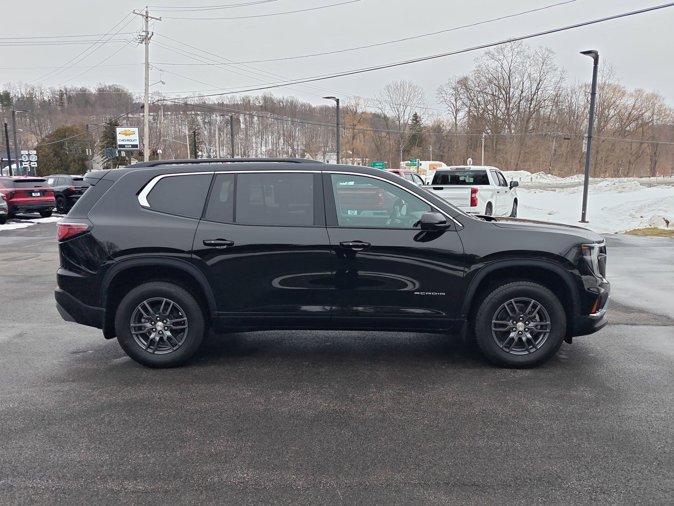 Used 2025 GMC Acadia Elevation w/ LPO, Floor Liner Package image 8