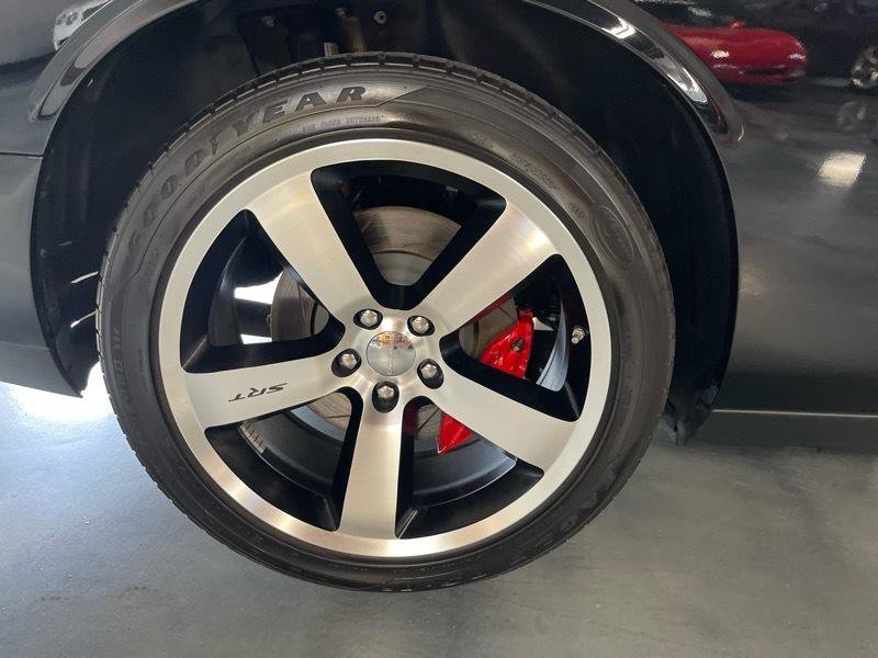 Used 2012 Dodge Challenger SRT8 RWD image 20