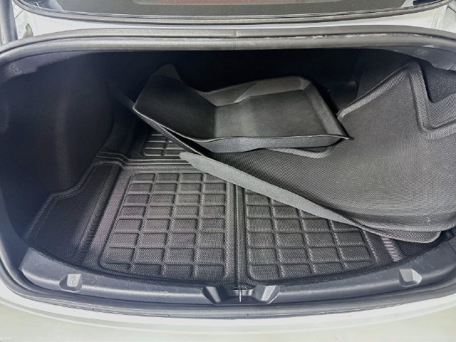 Used 2023 Tesla Model 3 Standard Range RWD image 24