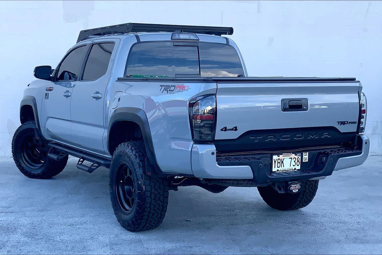 Used 2017 Toyota Tacoma TRD Pro AWD/4WD image 4