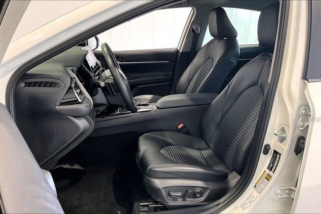 Used 2024 Toyota Camry SE image 22