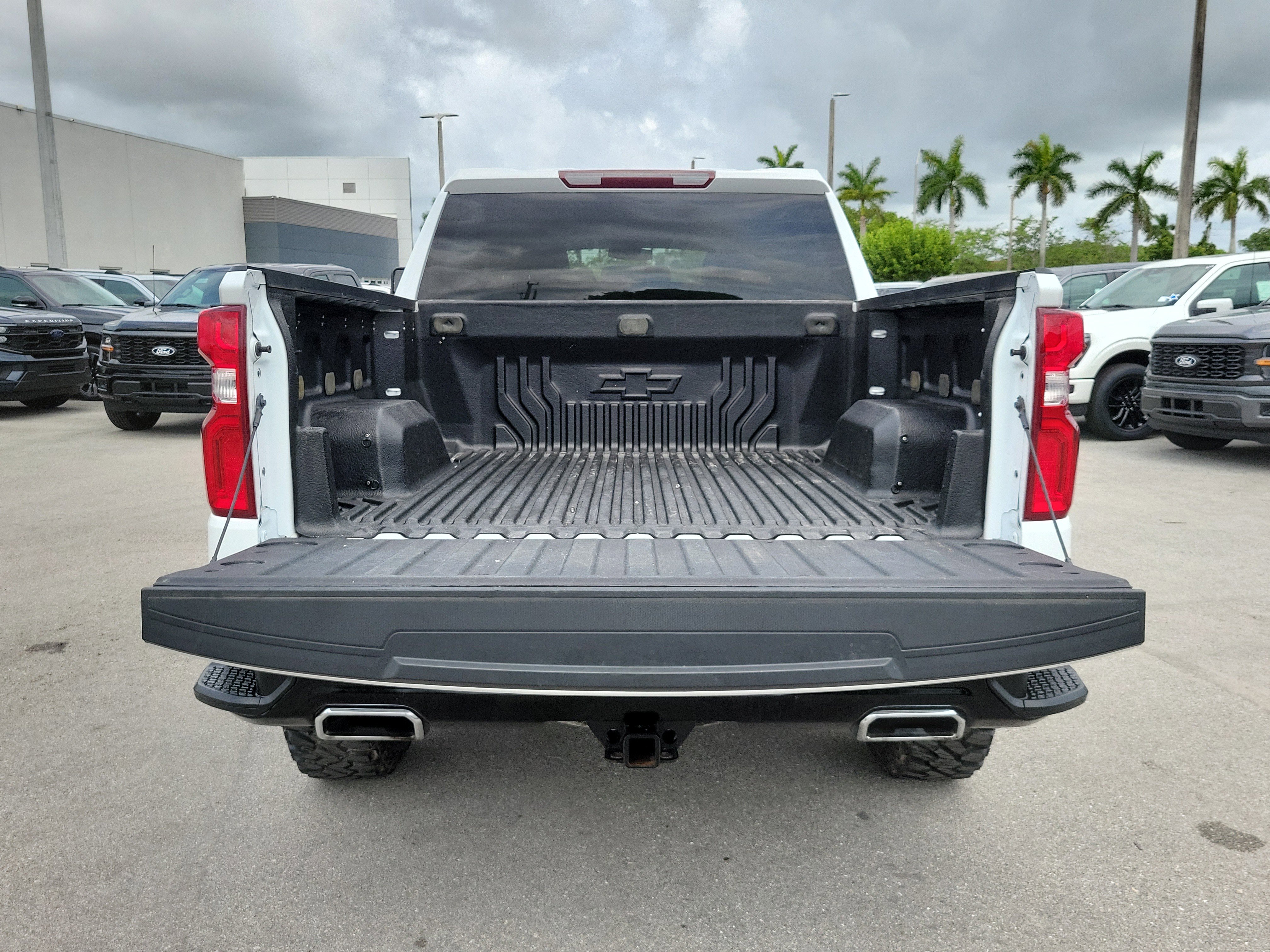 Used 2021 Chevrolet Silverado 1500 LT Trail Boss AWD/4WD image 13
