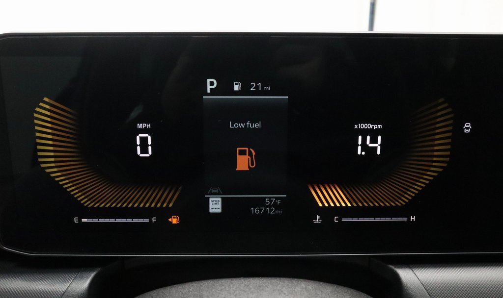 Used 2025 Kia K4 LXS image 27