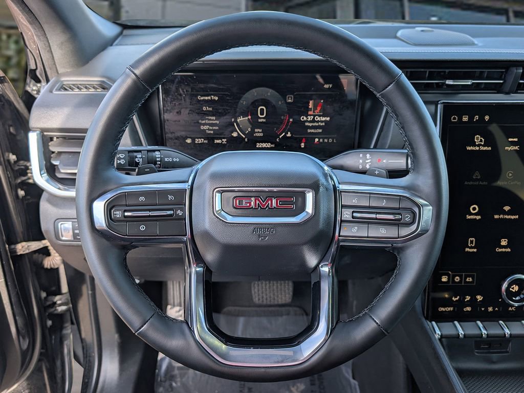 Used 2025 GMC Terrain Elevation image 22