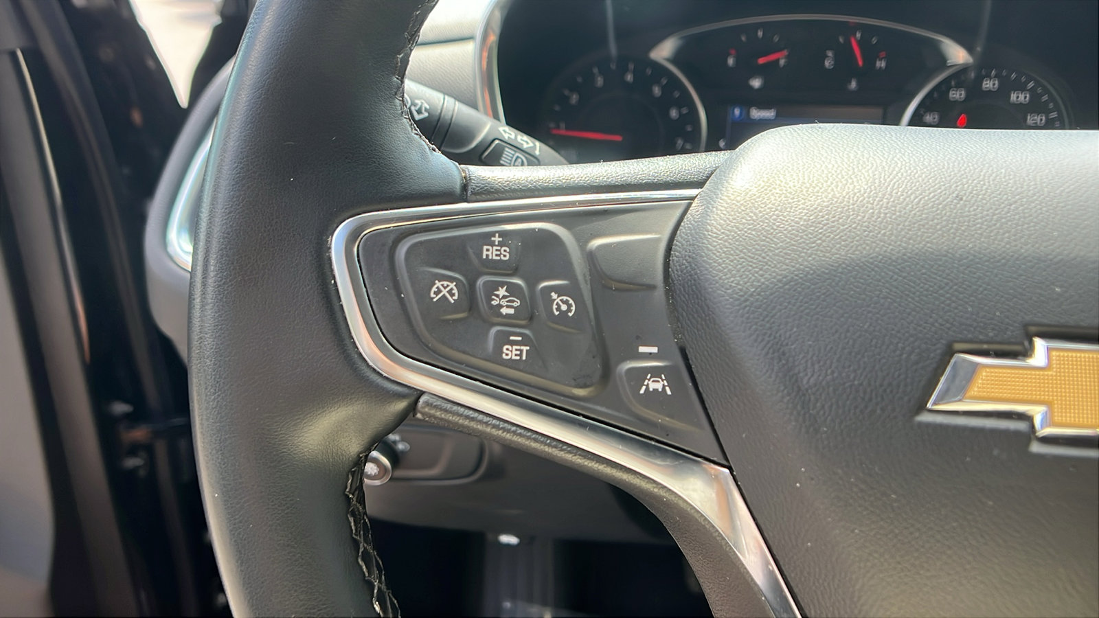 Used 2024 Chevrolet Equinox LT image 28