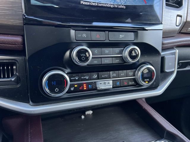 Used 2024 Ford Expedition Max Limited image 28