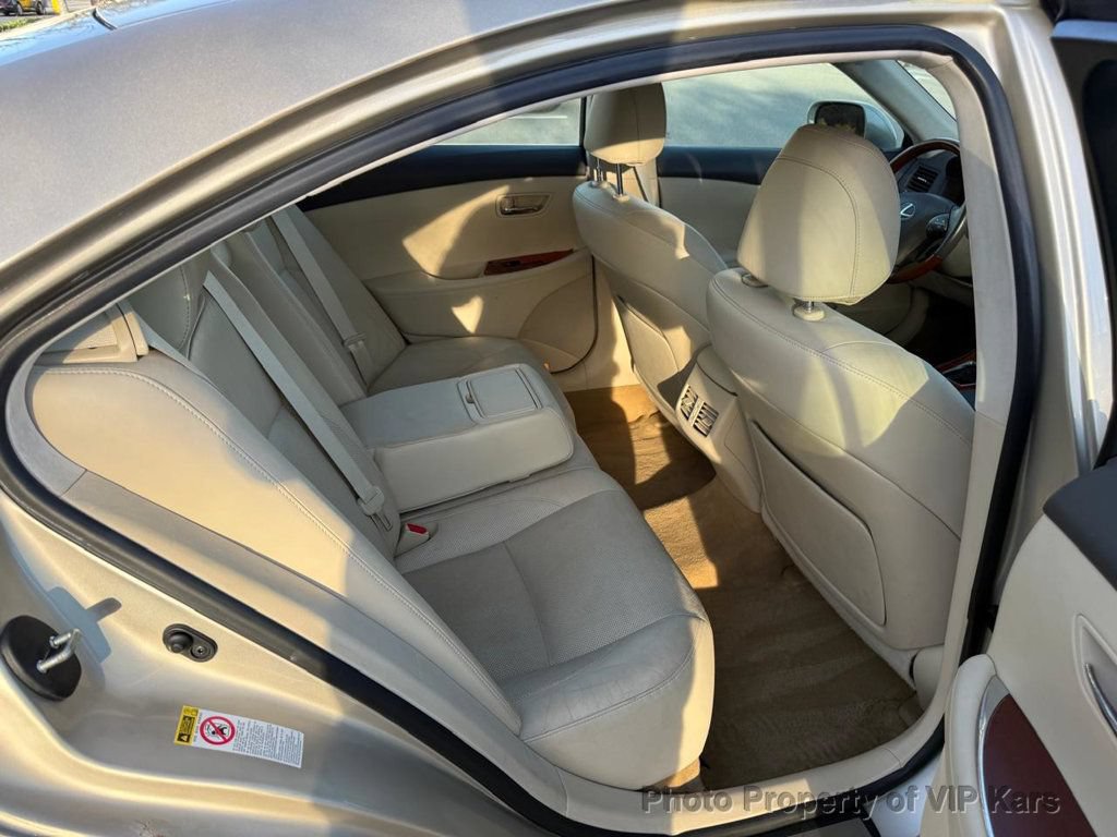 Used 2011 Lexus ES 350 FWD image 11