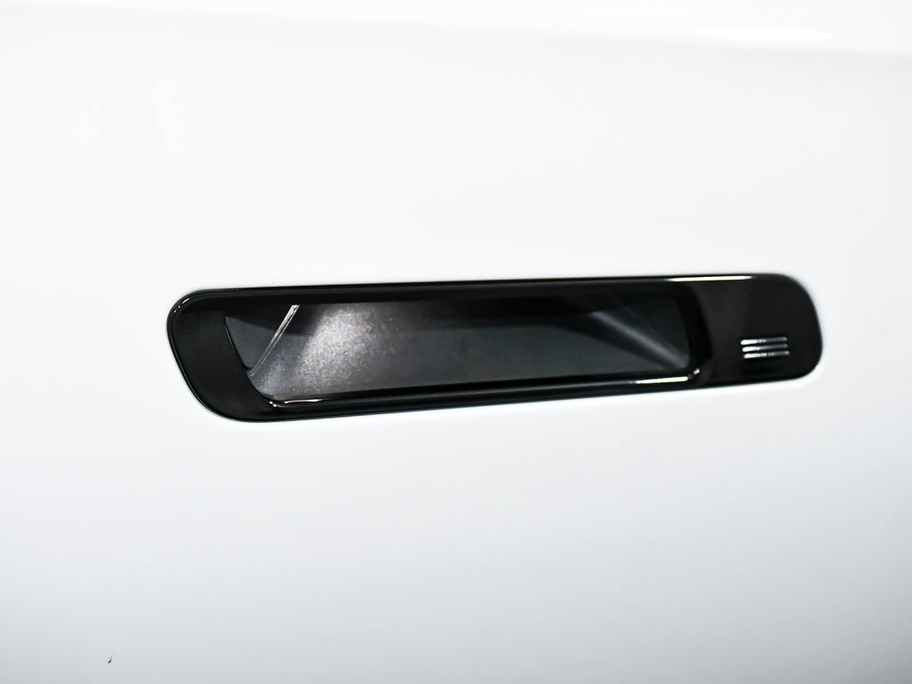 Used 2026 BMW 740i xDrive AWD/4WD image 26