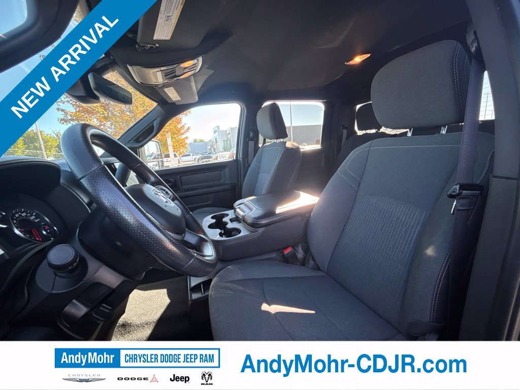 Used 2024 RAM 2500 Tradesman w/ Chrome Appearance Group AWD/4WD image 12