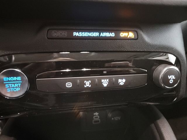 New 2025 Ford Escape SE w/ Class II Trailer Tow Package image 18