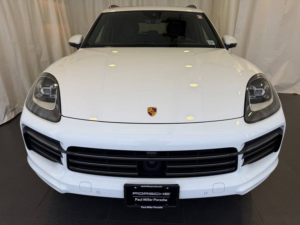 Certified 2023 Porsche Cayenne Platinum Edition AWD/4WD image 6