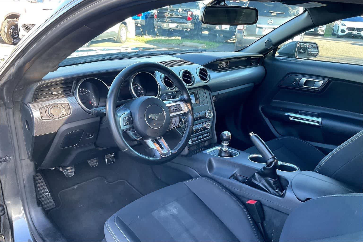 Used 2020 Ford Mustang GT w/ Black Accent Package RWD video 2