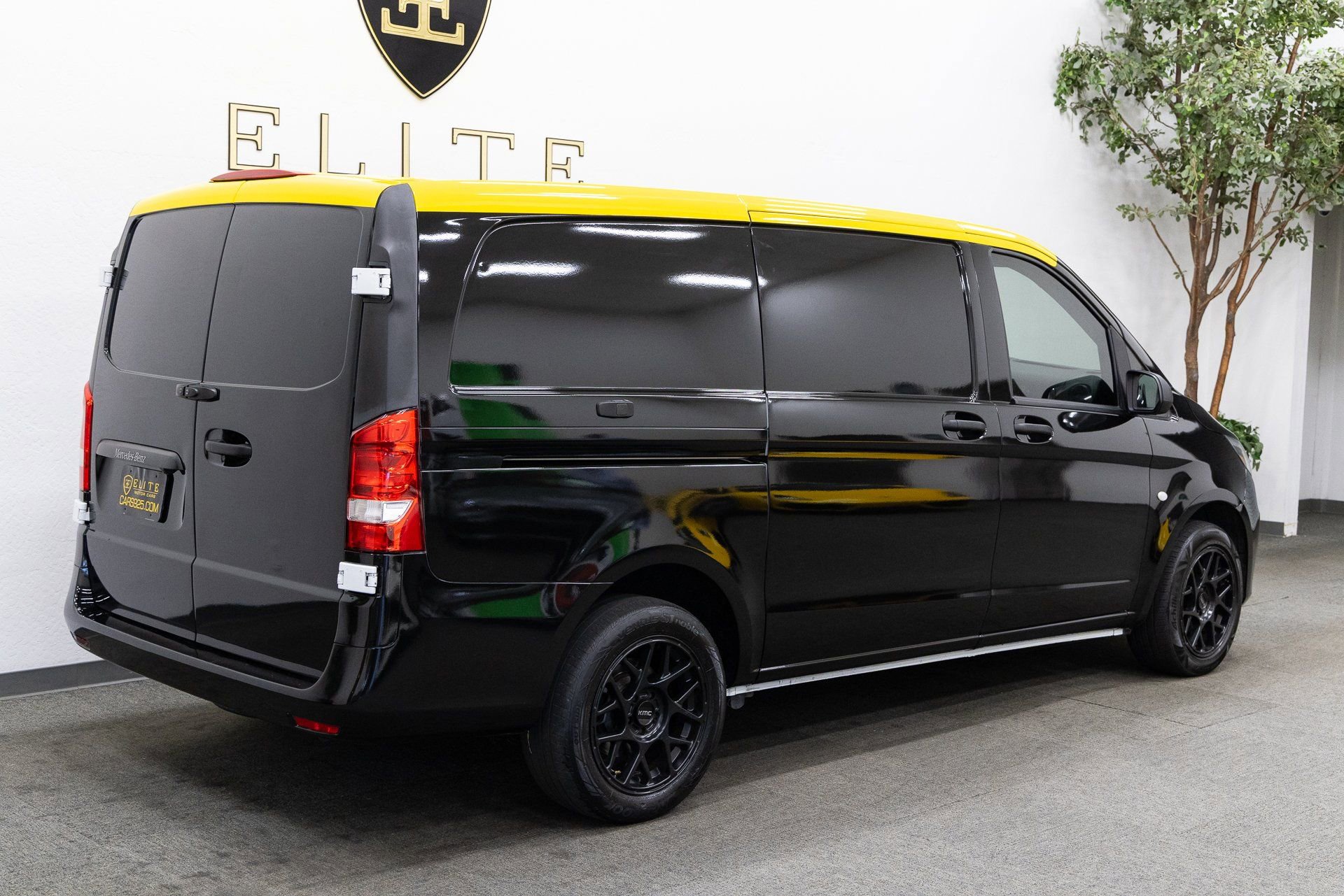 Used 2018 Mercedes-Benz Metris w/ Eco Stop/Start Package image 9