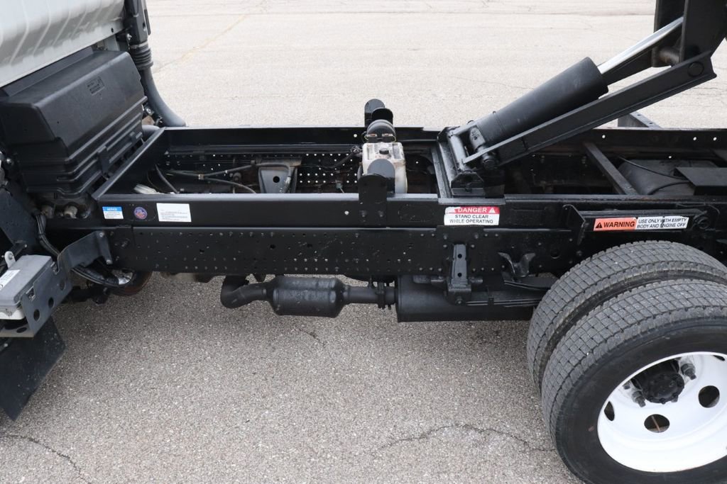 Used 2020 Isuzu NPR image 48