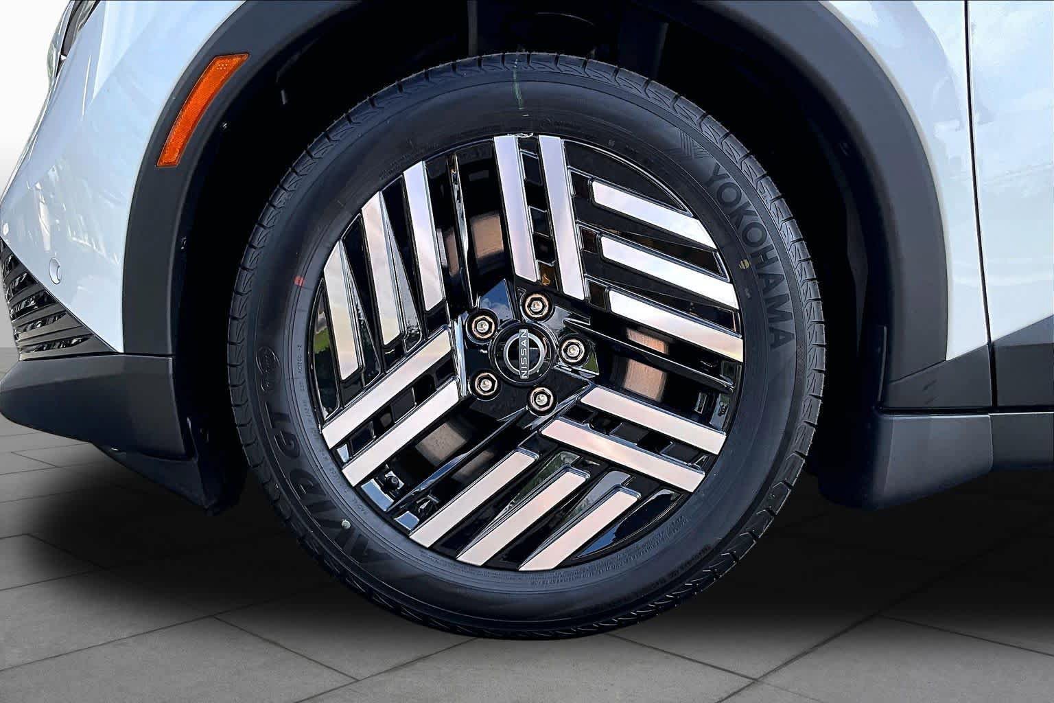 New 2026 Nissan Leaf SV+ w/ Floor Mat Package (SV+) image 11