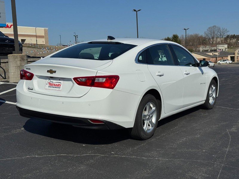 Used 2024 Chevrolet Malibu LS w/ Driver Confidence Package image 3