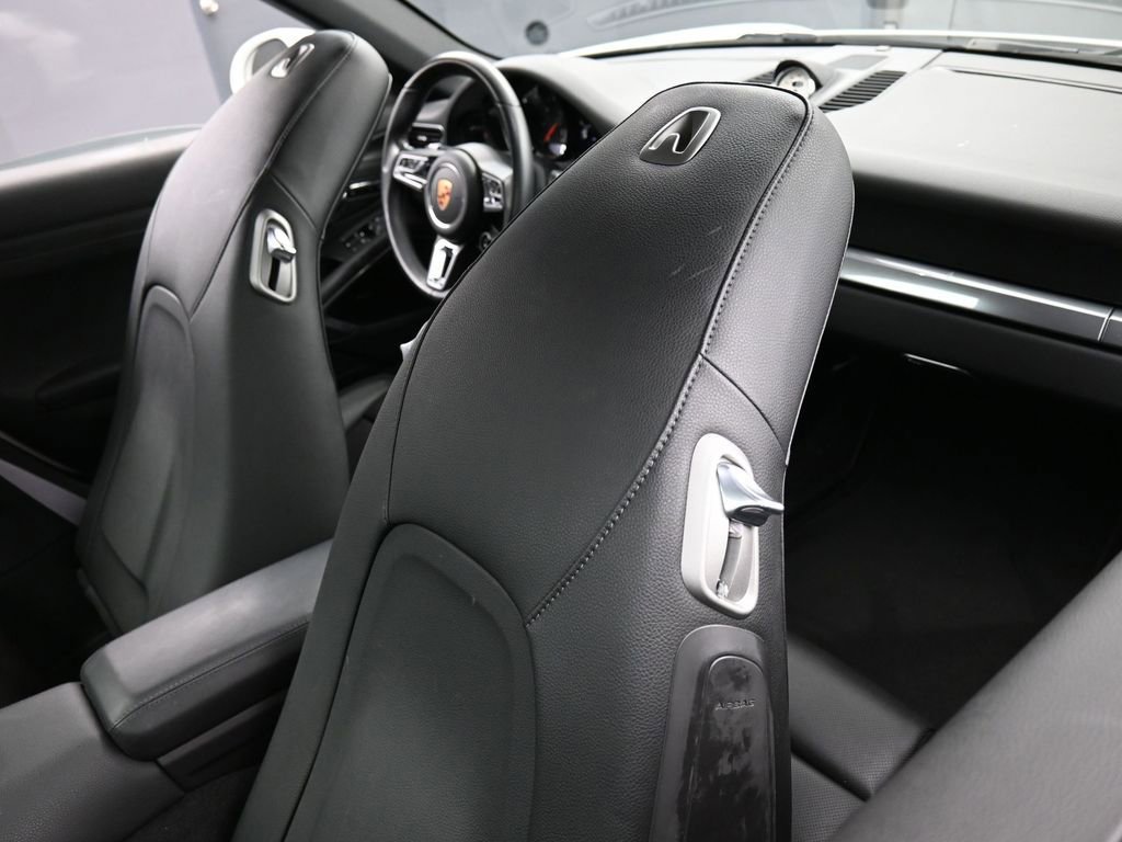 Certified 2019 Porsche 911 Targa 4 AWD/4WD image 26