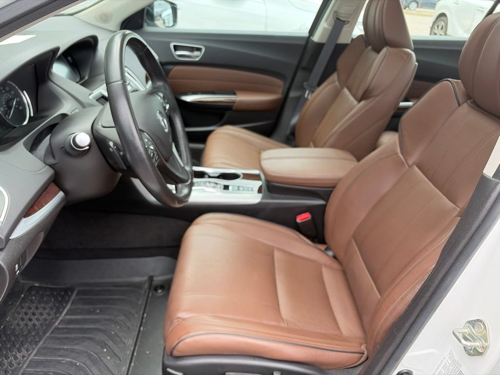 Used 2020 Acura TLX w/ Technology Package AWD/4WD image 4