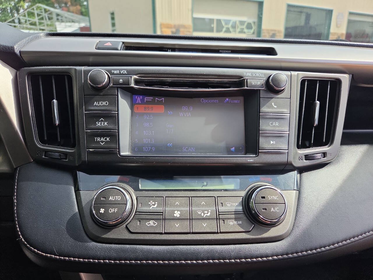 Used 2013 Toyota RAV4 XLE AWD/4WD image 24