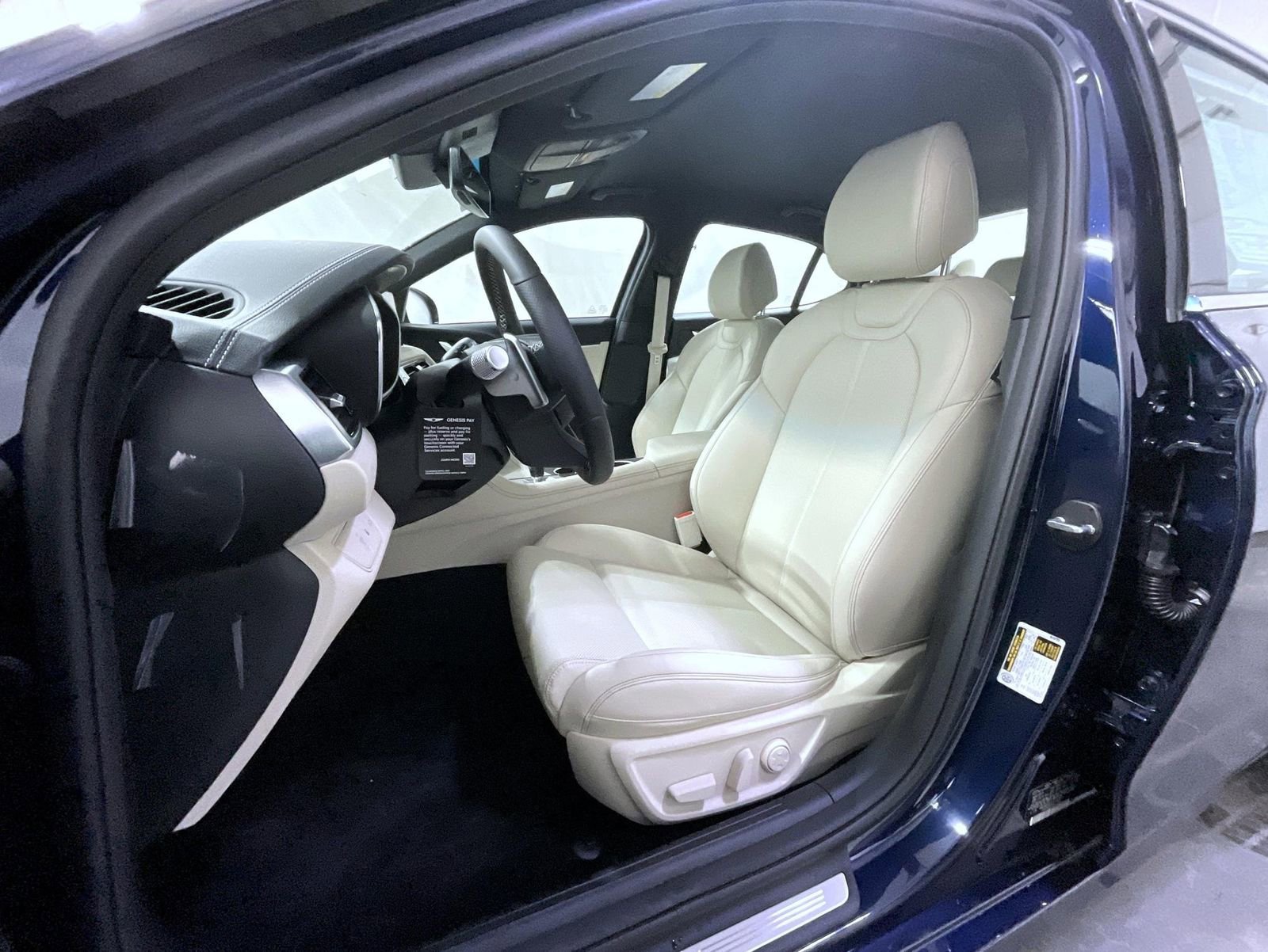 New 2026 Genesis G70 2.5T AWD/4WD image 11