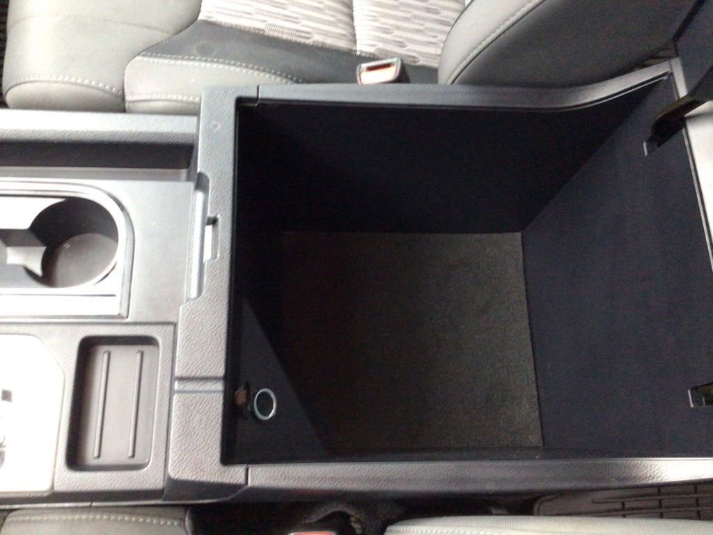 Used 2017 Toyota Tundra SR5 w/ TRD Off Road Package image 24