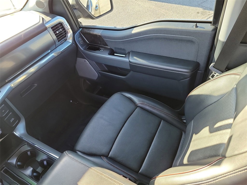 Used 2021 Ford F150 Lariat w/ Max Trailer Tow Package image 15