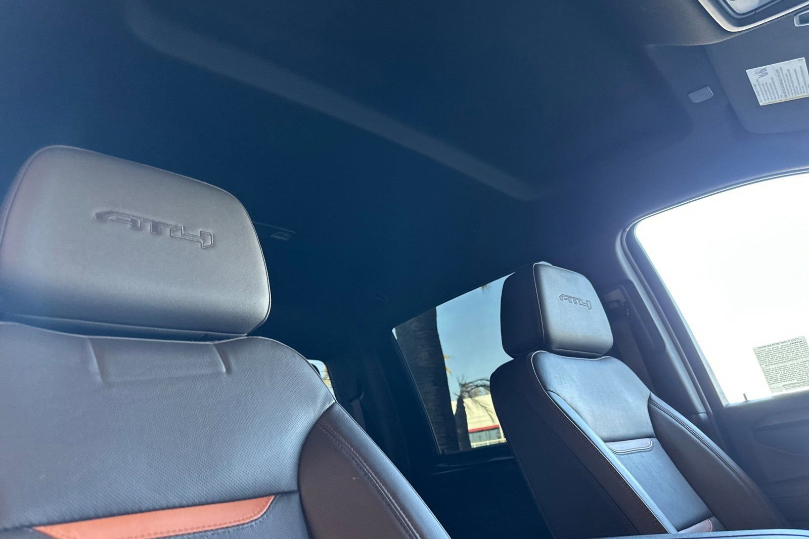 Certified 2025 GMC Sierra 2500 AT4 AWD/4WD image 17