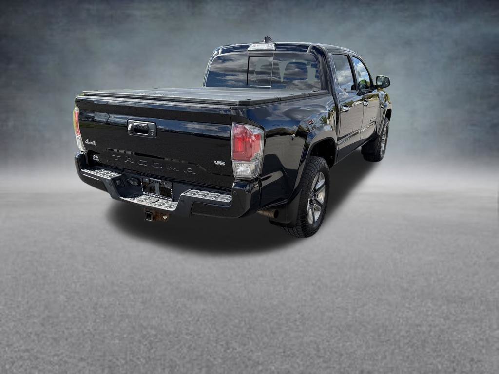Used 2017 Toyota Tacoma Limited w/ Tow Package AWD/4WD image 5