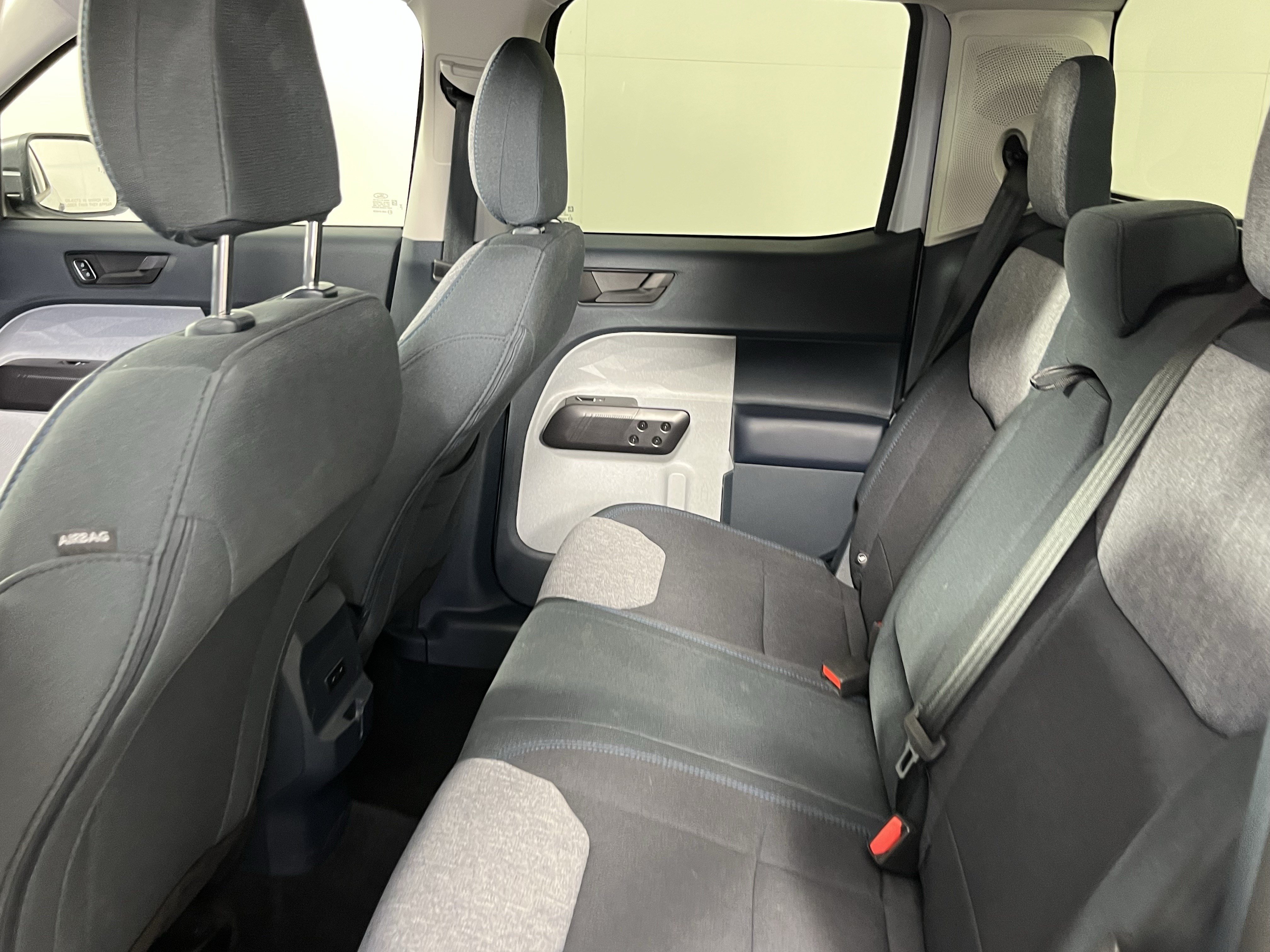 Used 2025 Ford Maverick XLT w/ Equipment Group 302A AWD/4WD image 13