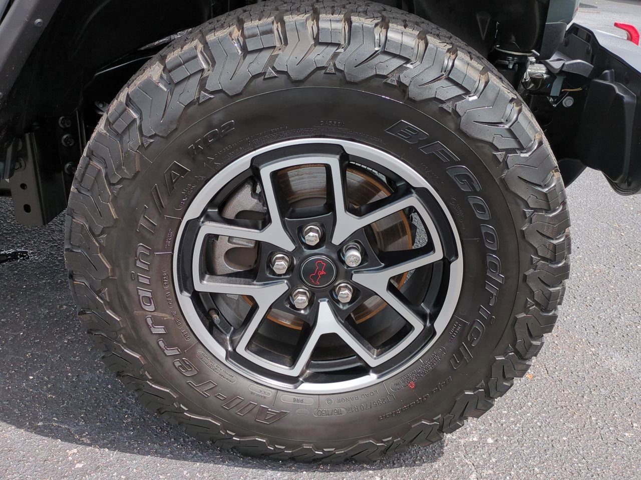 Used 2024 Jeep Wrangler Rubicon w/ Safety Group image 11