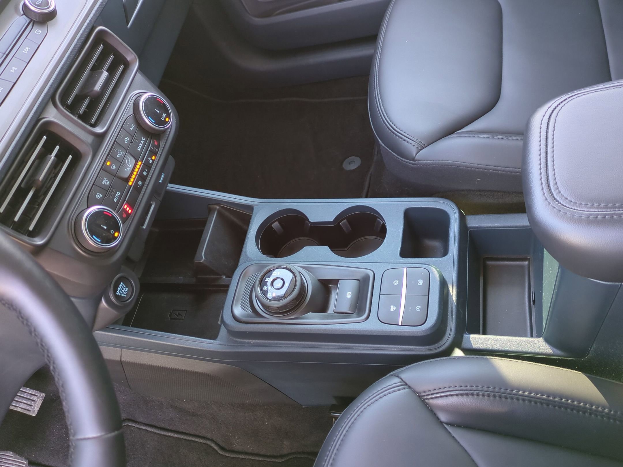 Certified 2024 Ford Maverick Lariat w/ Black Appearance Package image 13