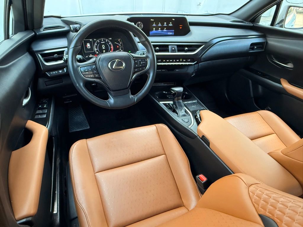 Certified 2022 Lexus UX 200 UX 200 5-DR SUV image 15