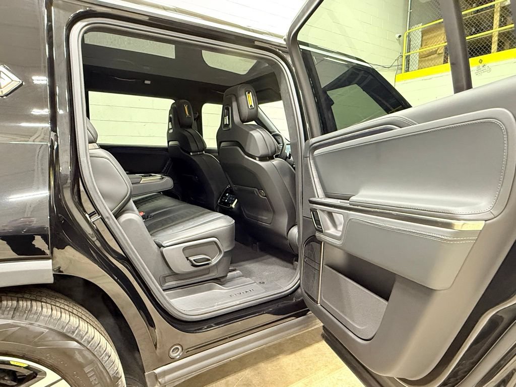 Used 2024 Rivian R1S Adventure Dual AWD/4WD image 48