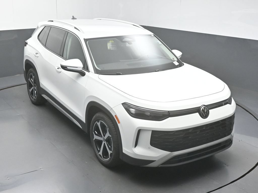 New 2026 Volkswagen Tiguan SE FWD image 40