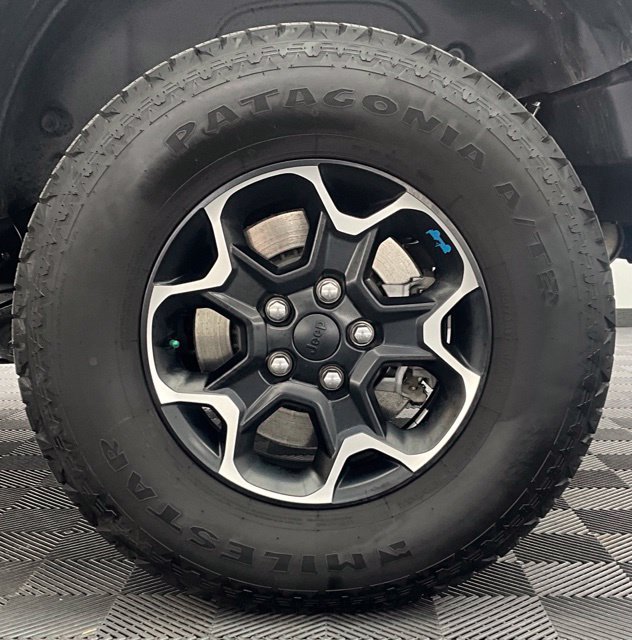 Used 2022 Jeep Wrangler Unlimited Rubicon 4xe w/ Cold Weather Group AWD/4WD image 27