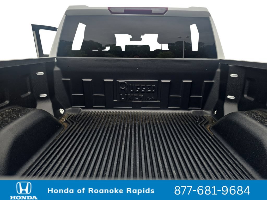 Used 2025 GMC Sierra 1500 SLT AWD/4WD image 19