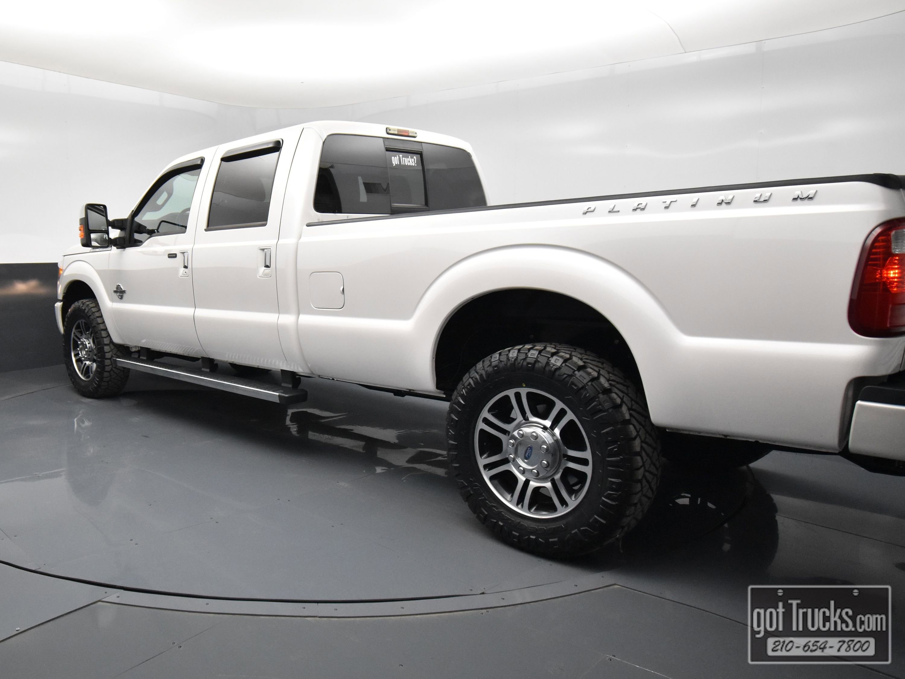 Used 2016 Ford F350 Platinum image 4