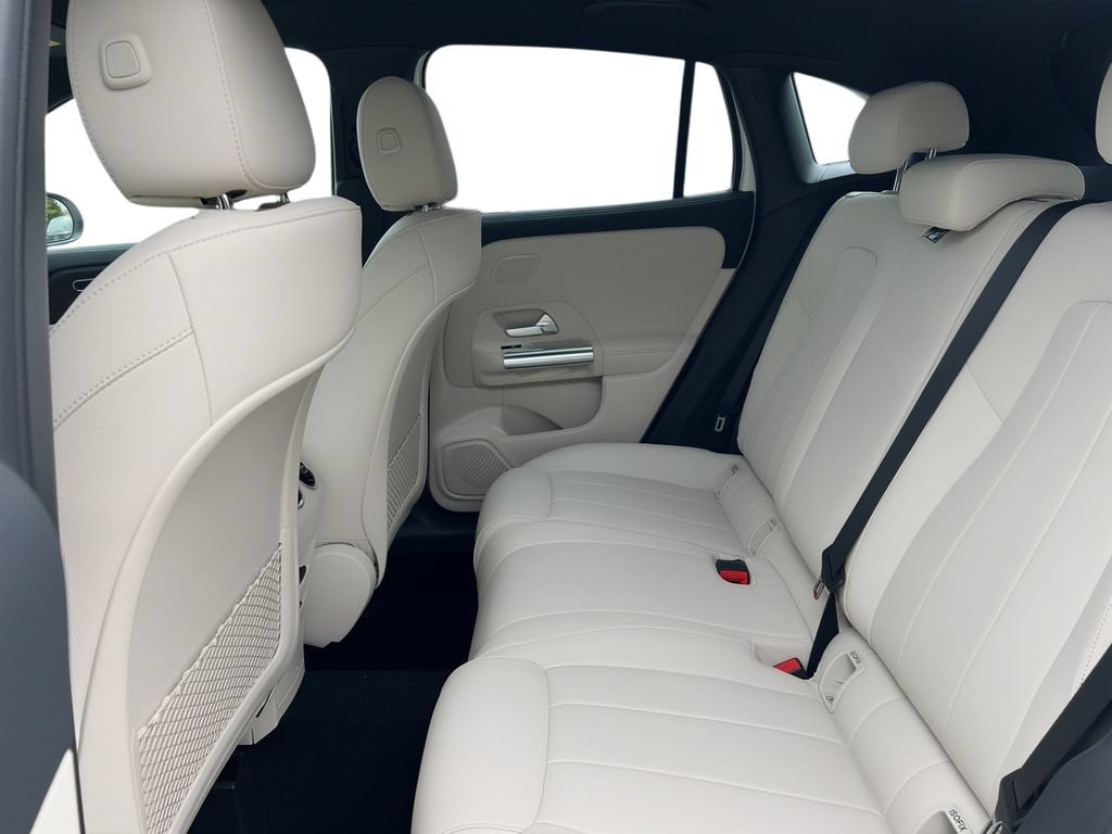 New 2026 Mercedes-Benz GLA 250 4MATIC image 7